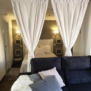 Marina Plaza 2 Apartment